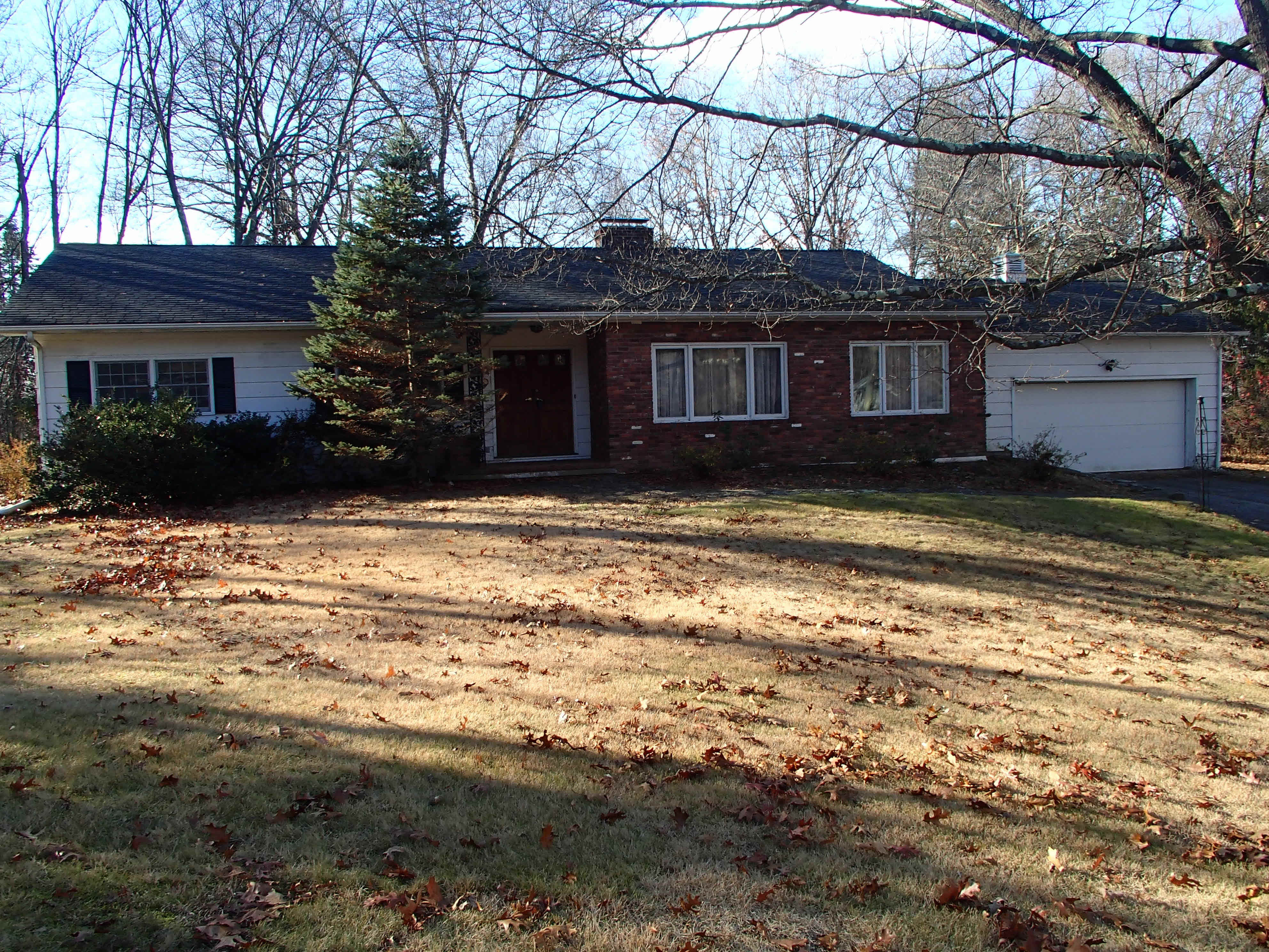 Building photograph for 114 BLUEBERRY HILL RD